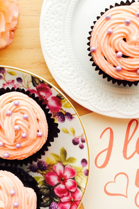 Low FODMAP Chocolate Brownie Cupcakes