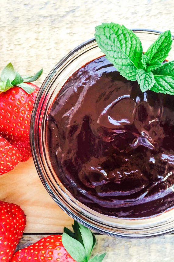 Low FODMAP Dark Chocolate Dipping Sauce