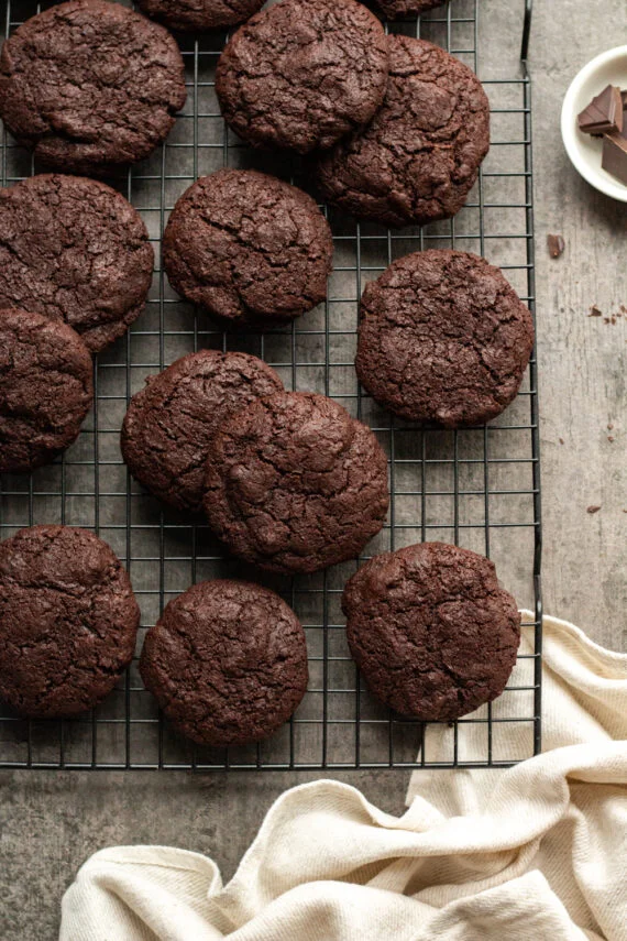 Low FODMAP Dark Chocolate Brownie Cookies